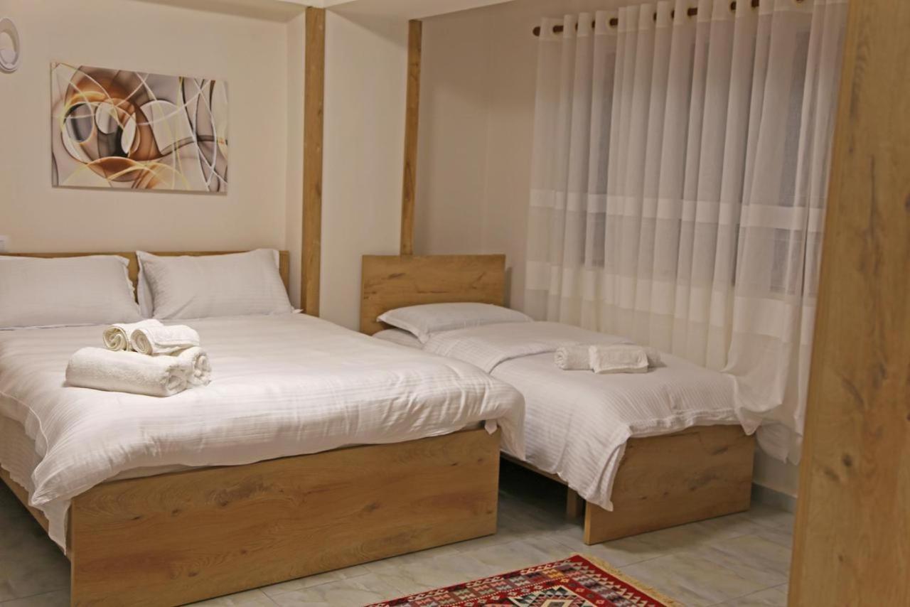 Krujë Modern Marvel Apartment מראה חיצוני תמונה