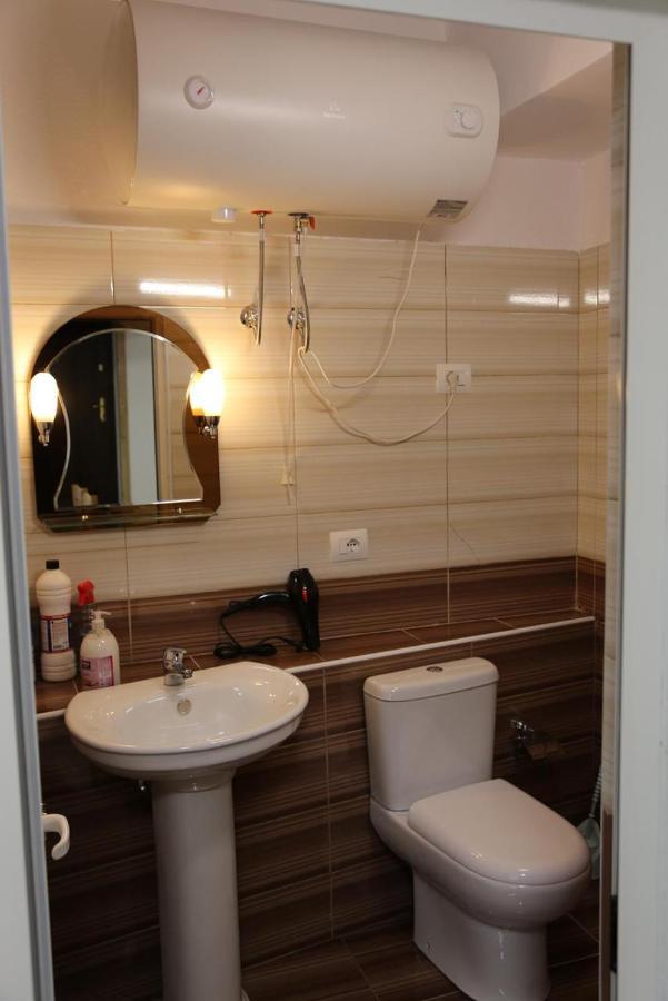Krujë Modern Marvel Apartment מראה חיצוני תמונה