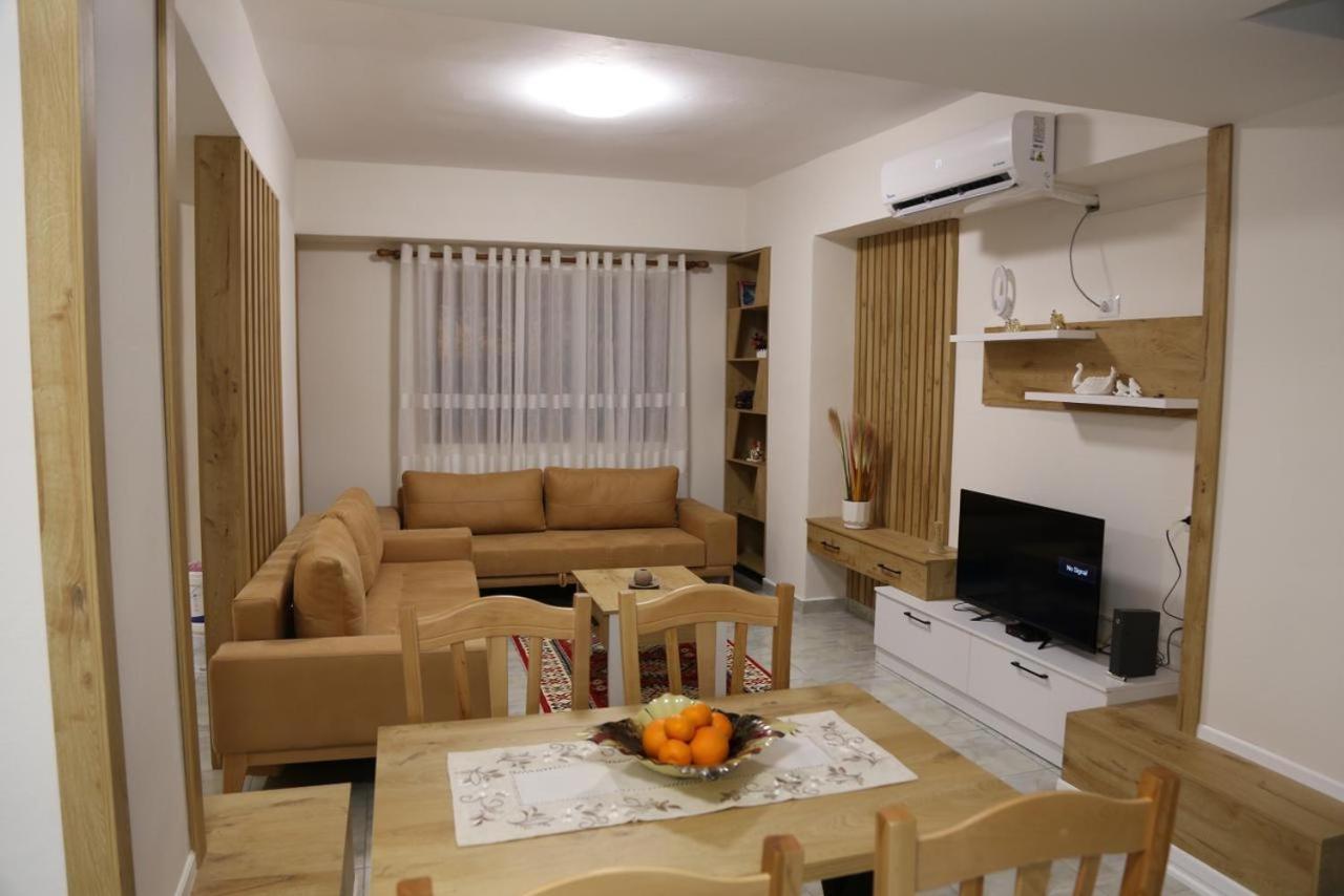Krujë Modern Marvel Apartment מראה חיצוני תמונה